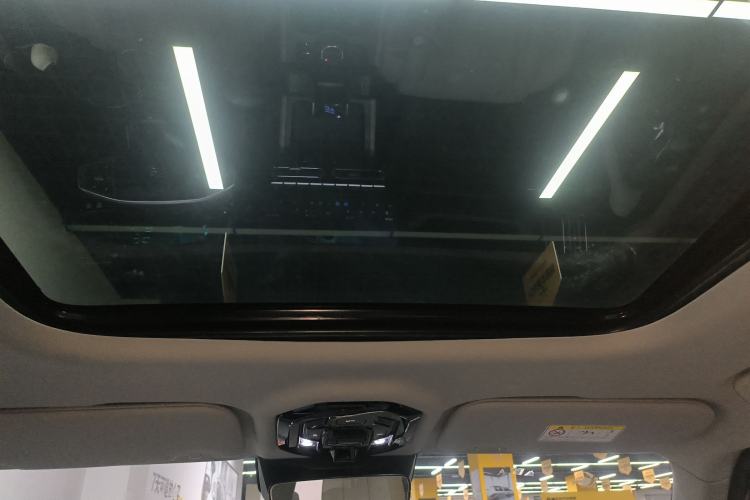 Used JETOUR Shanhai T1 2025 150 km Heading South Headliner