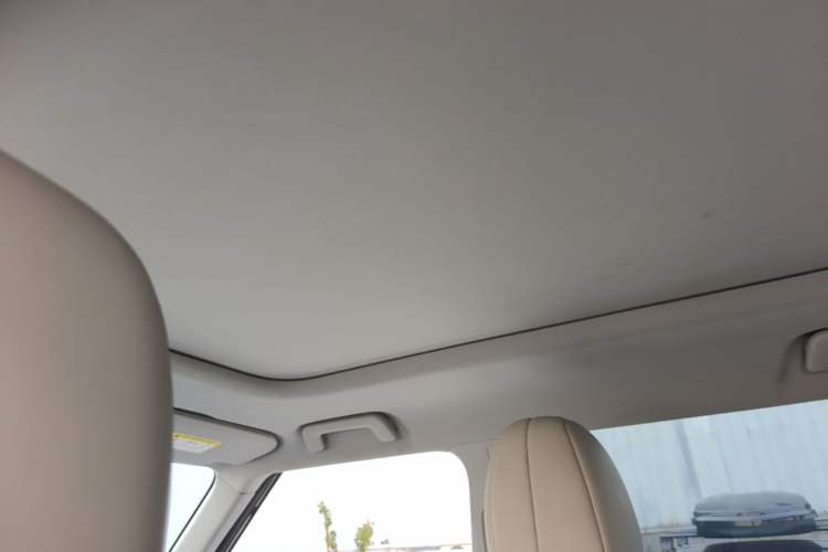 Used JETOUR Shanhai T1 2025 150 km to the Lake Headliner