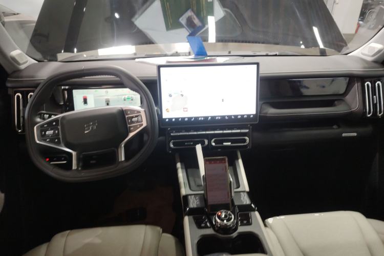 Used JETOUR Shanhai T1 2025 150 km Heading South Interior 2