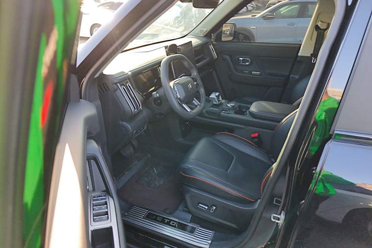 Used JETOUR Shanhai T1 2025 150 km Heading South Interior 3