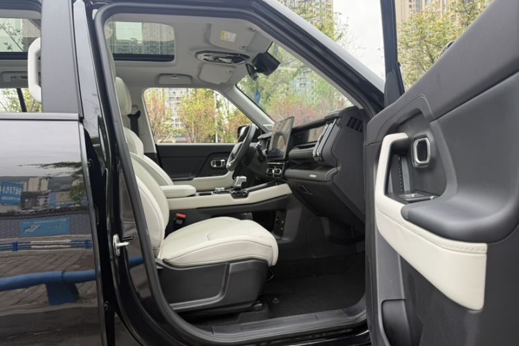Used JETOUR Shanhai T1 2025 150 km to the Lake Interior 8
