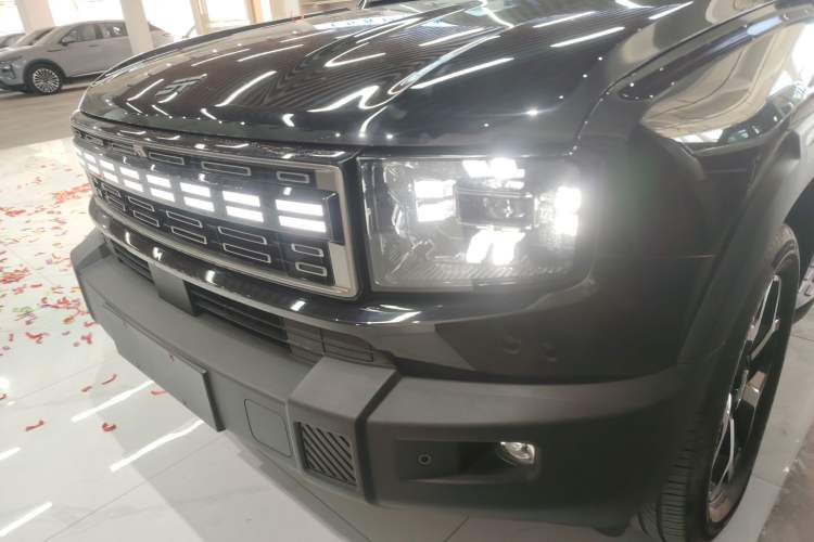 Used JETOUR Shanhai T1 2025 150 km Heading South Left Front Headlight