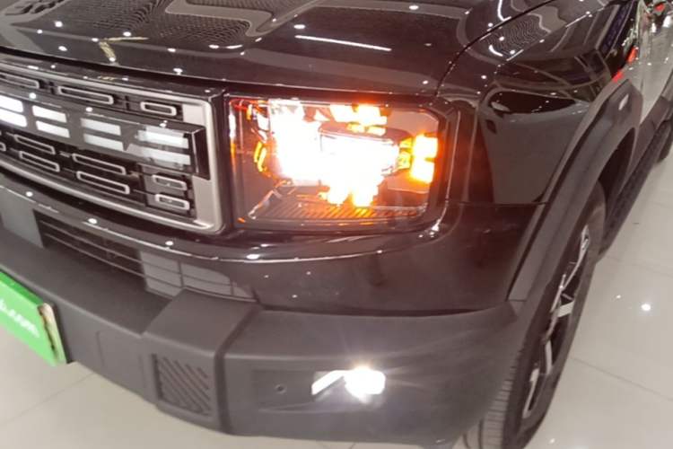 Used JETOUR Shanhai T1 2025 150 km Heading South Left Front Headlight