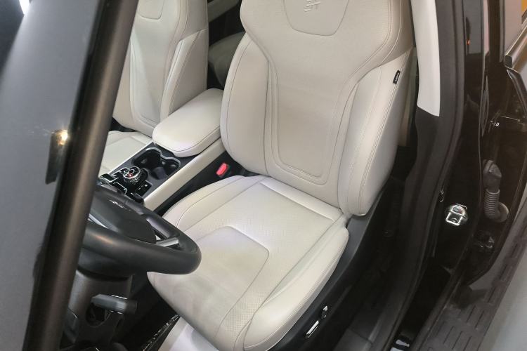 Used JETOUR Shanhai T1 2025 150 km Heading South Left Front Seat