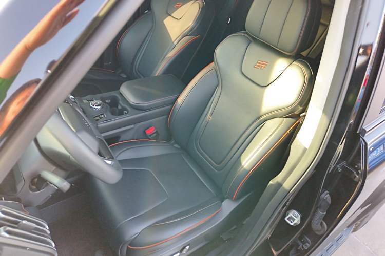 Used JETOUR Shanhai T1 2025 150 km Heading South Left Front Seat