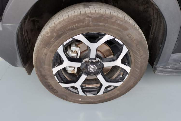 Used JETOUR Shanhai T1 2025 150 km to the Lake Left Front Wheel Hub