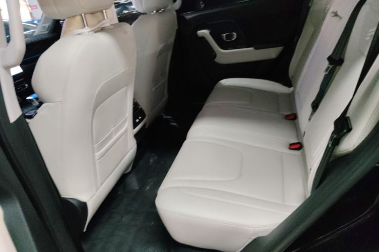 Used JETOUR Shanhai T1 2025 150 km Heading South Left Rear Seat