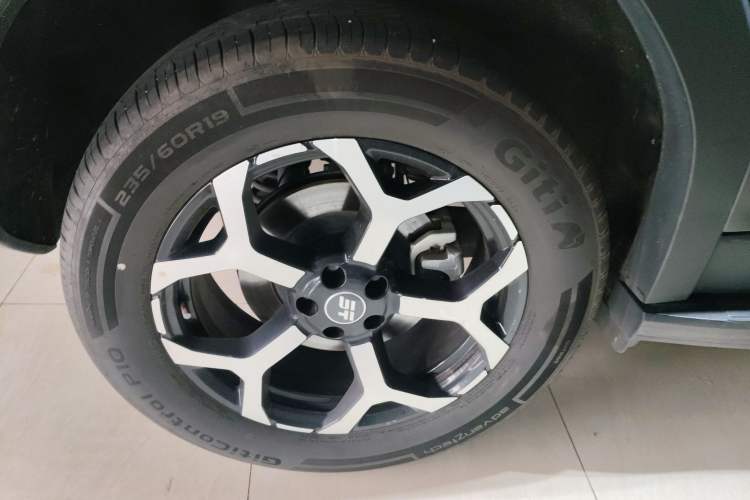 Used JETOUR Shanhai T1 2025 150 km Heading South Right Rear Wheel Hub