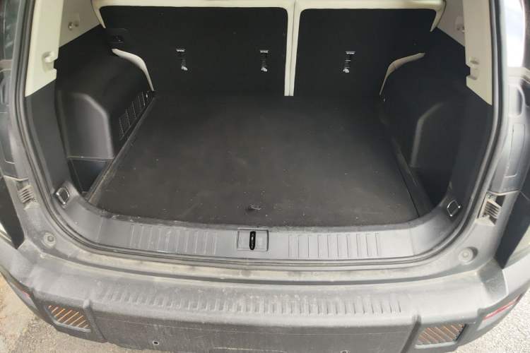 Used JETOUR Shanhai T1 2025 150 km Heading South Trunk