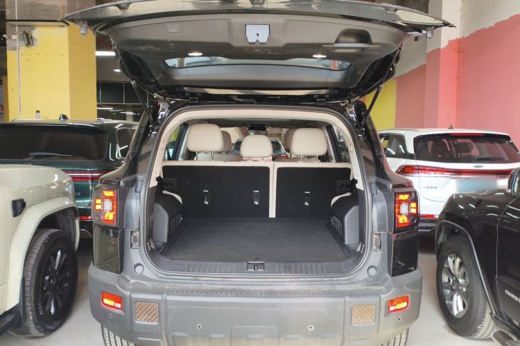 Used JETOUR Shanhai T1 2025 150 km to the Lake Trunk