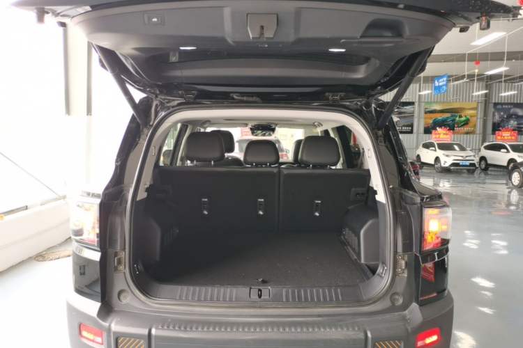 Used JETOUR Shanhai T1 2025 150 km to the Lake Trunk