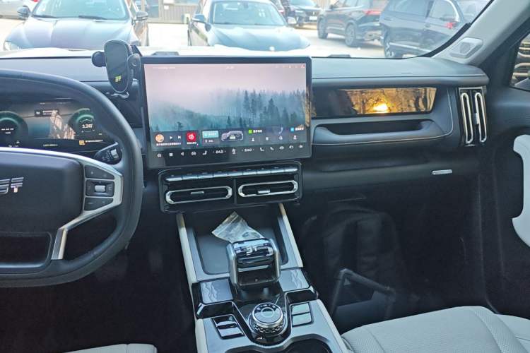 Used JETOUR Shanhai T1 2025 150 km to the Lake Audio And AC Panel