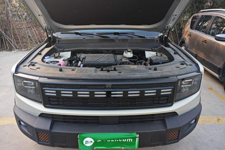 Used JETOUR Shanhai T1 2025 150 km to the Lake Engine Bay