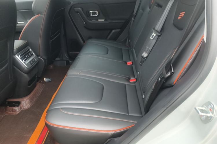 Used JETOUR Shanhai T1 2025 150 km to the Lake Left Rear Seat