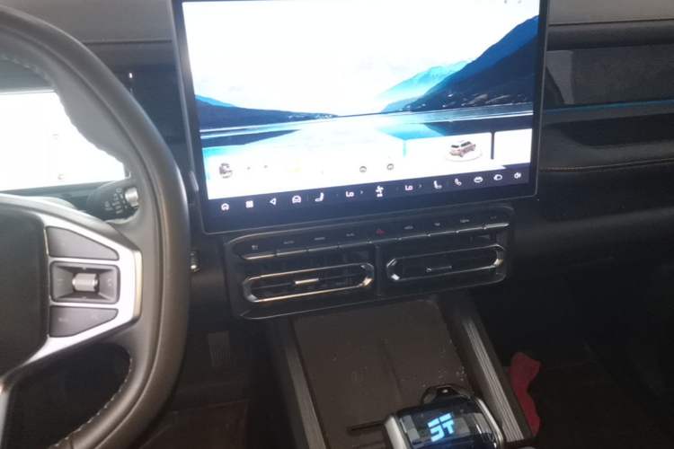 Used JETOUR Shanhai T1 2025 150 km Heading South Audio And AC Panel