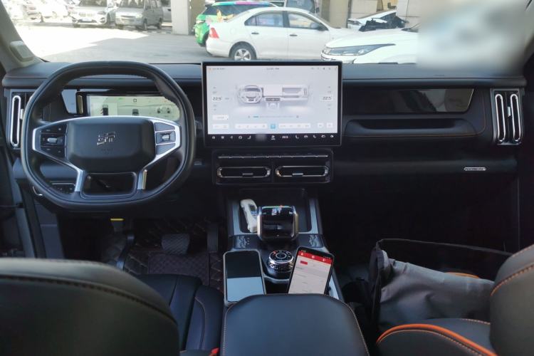Used JETOUR Shanhai T1 2025 150 km Heading South Center Console