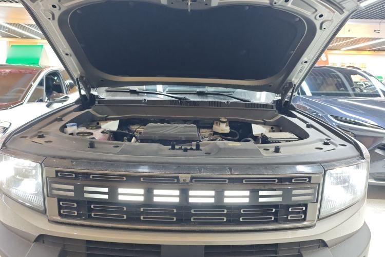 Used JETOUR Shanhai T1 2025 150 km to the Lake Engine Bay
