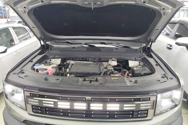 Used JETOUR Shanhai T1 2025 150 km Heading South Engine Bay