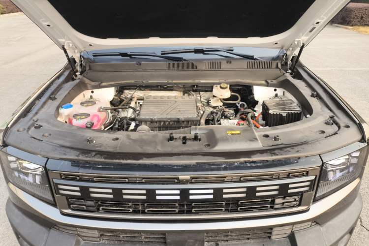 Used JETOUR Shanhai T1 2025 150 km Heading South Engine Bay