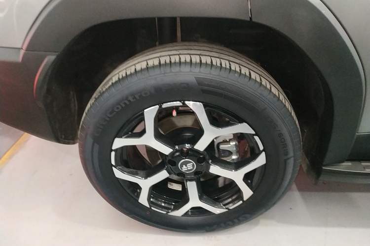 Used JETOUR Shanhai T1 2025 150 km to the Lake Exterior 2