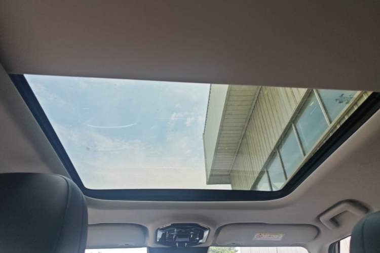 Used JETOUR Shanhai T1 2025 150 km Heading South Headliner