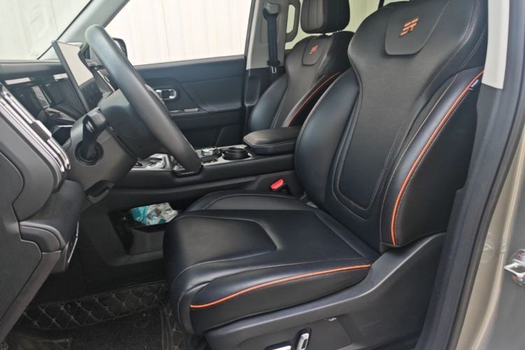 Used JETOUR Shanhai T1 2025 150 km Heading South Left Front Seat