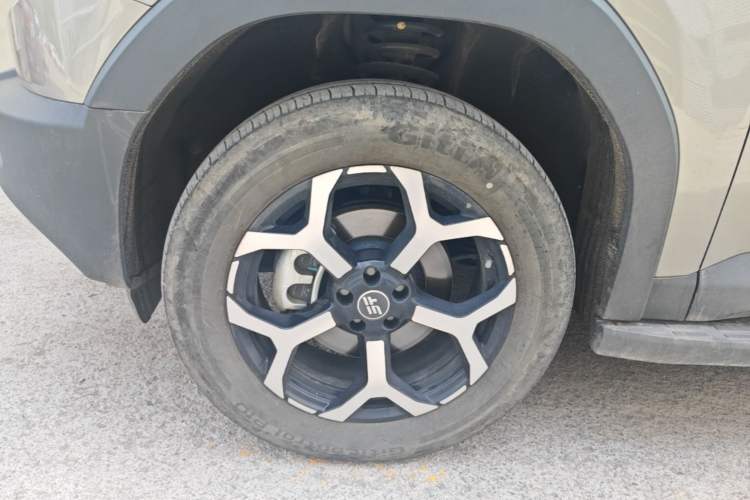 Used JETOUR Shanhai T1 2025 150 km Heading South Left Front Wheel Hub