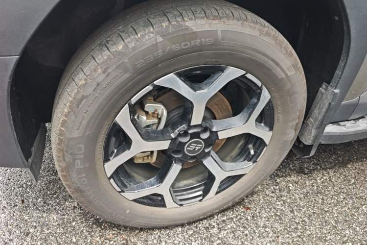Used JETOUR Shanhai T1 2025 150 km Heading South Left Front Wheel Hub