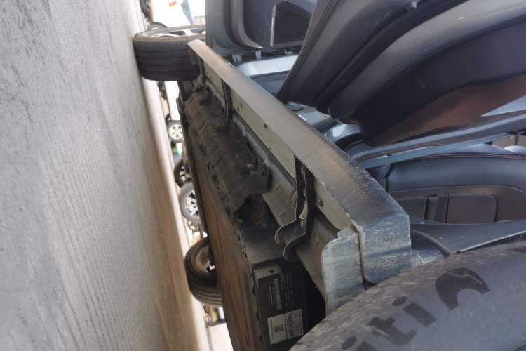 Used JETOUR Shanhai T1 2025 150 km Heading South Left Side Sill