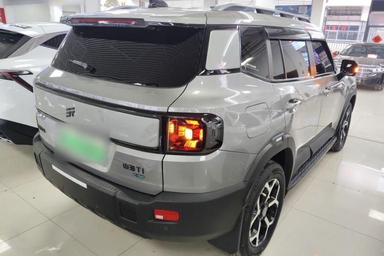 Used JETOUR Shanhai T1 2025 150 km Heading South Rear Right 45 Deg