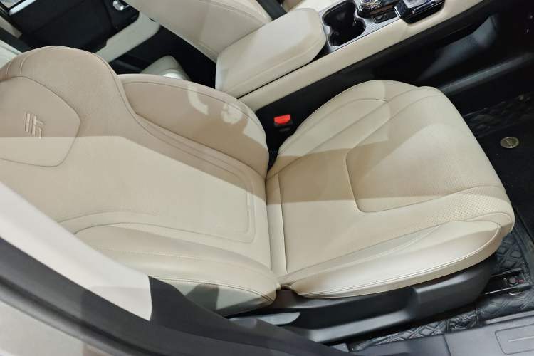 Used JETOUR Shanhai T1 2025 150 km to the Lake Right Front Seat