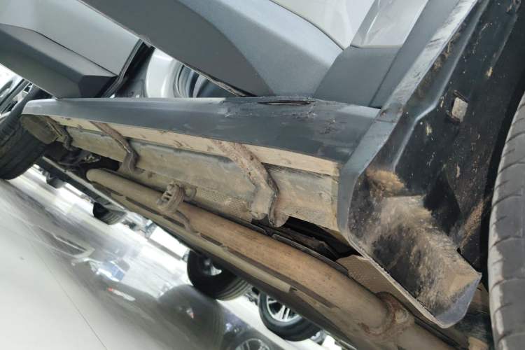 Used JETOUR Shanhai T1 2025 150 km Heading South Right Side Sill