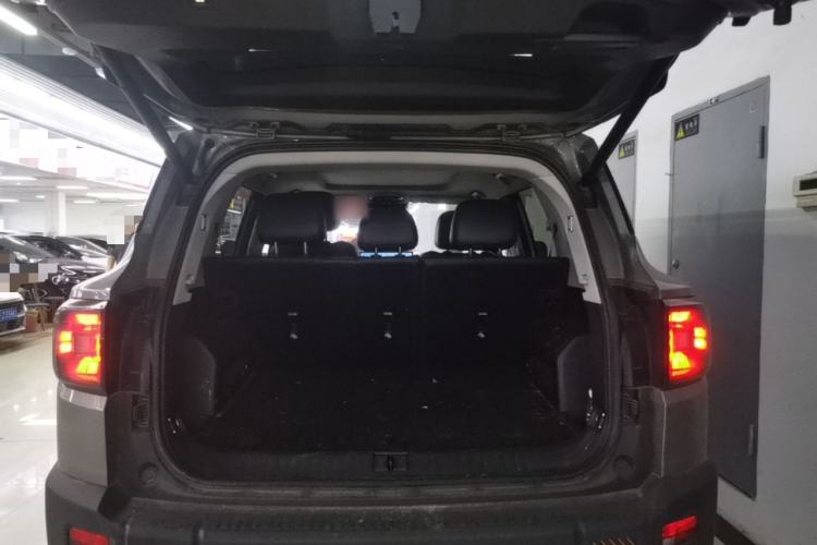 Used JETOUR Shanhai T1 2025 150 km Heading South Trunk