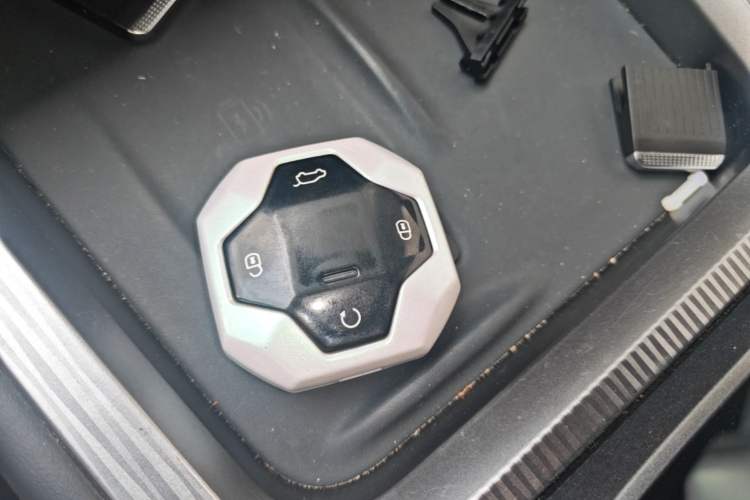 Used JETOUR Shanhai T1 2025 150 km Heading South Vehicle Key