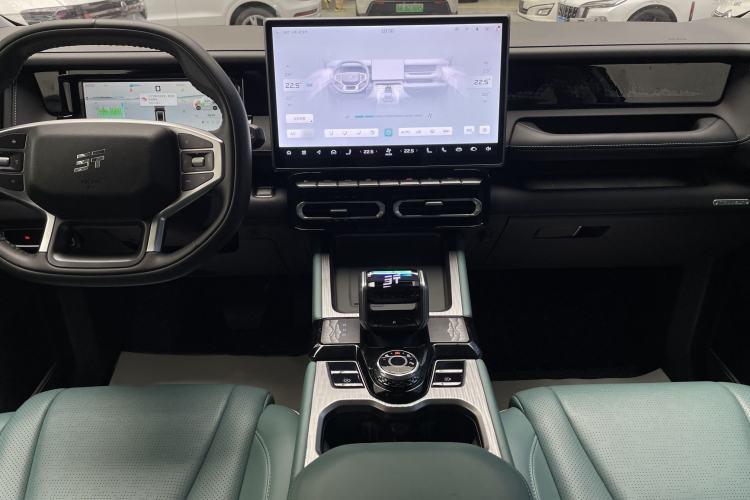 Used JETOUR Shanhai T1 2025 150 km Heading South Audio And AC Panel
