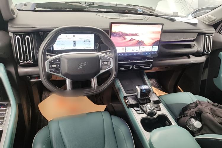 Used JETOUR Shanhai T1 2025 150 km Heading South Center Console
