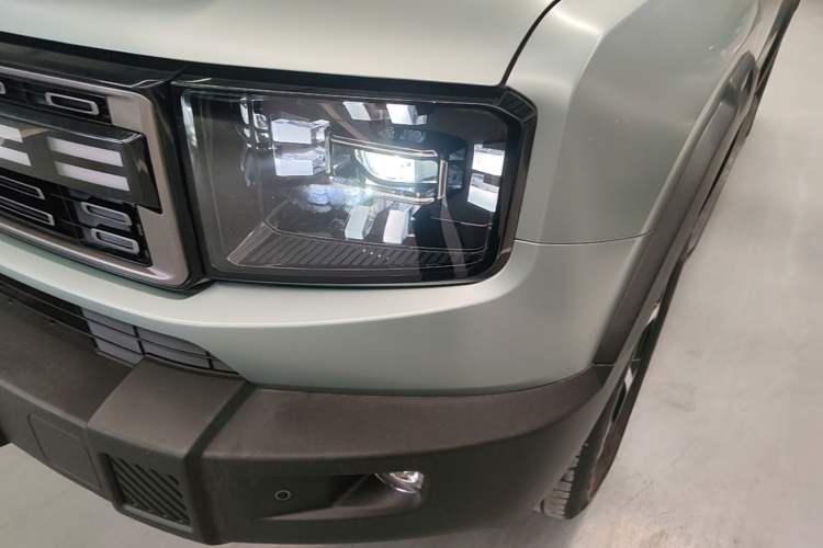 Used JETOUR Shanhai T1 2025 150 km Heading South Left Front Headlight