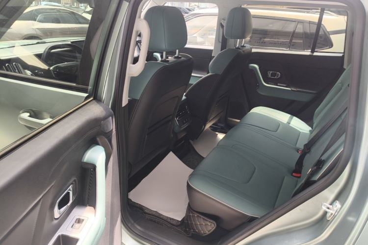 Used JETOUR Shanhai T1 2025 150 km Heading South Left Rear Seat
