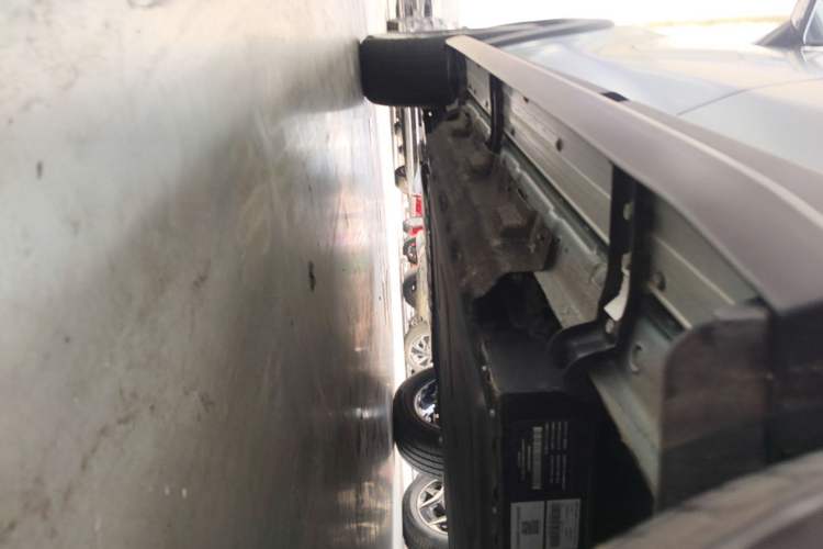 Used JETOUR Shanhai T1 2025 150 km Heading South Left Side Sill