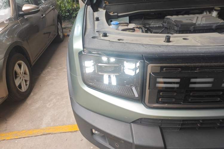 Used JETOUR Shanhai T1 2025 150 km Heading South Right Front Headlight