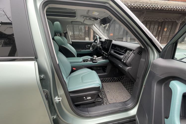 Used JETOUR Shanhai T1 2025 150 km Heading South Right Front Seat