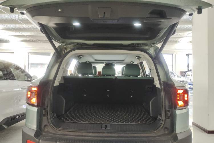 Used JETOUR Shanhai T1 2025 150 km Xiangshan Trunk