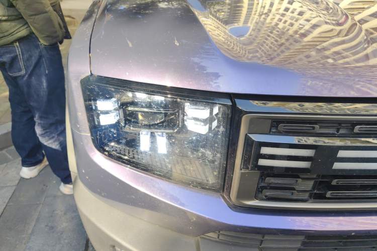 Used JETOUR Shanhai T1 2025 150 km Heading South Right Front Headlight
