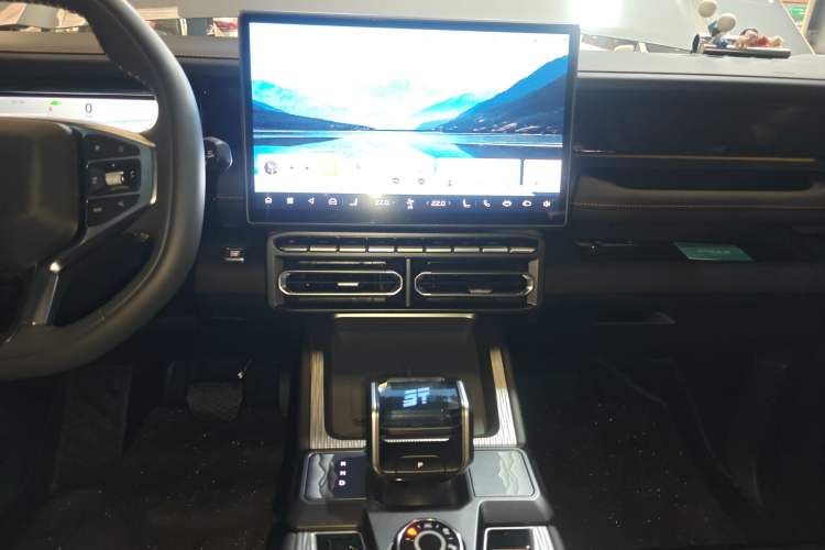Used JETOUR Shanhai T1 2025 150 km Heading South Audio And AC Panel