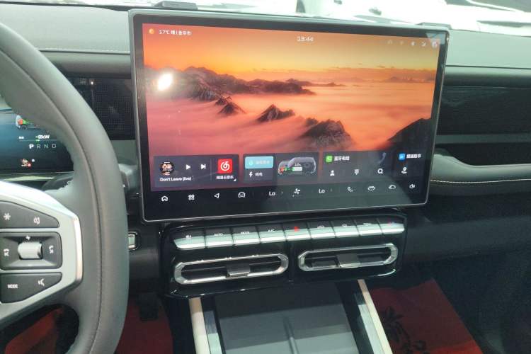 Used JETOUR Shanhai T1 2025 150 km to the Lake Audio And AC Panel