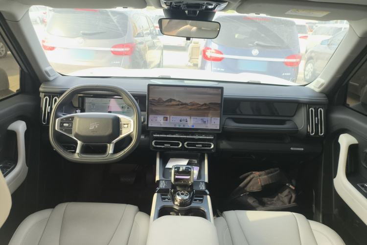 Used JETOUR Shanhai T1 2025 150 km to the Lake Center Console