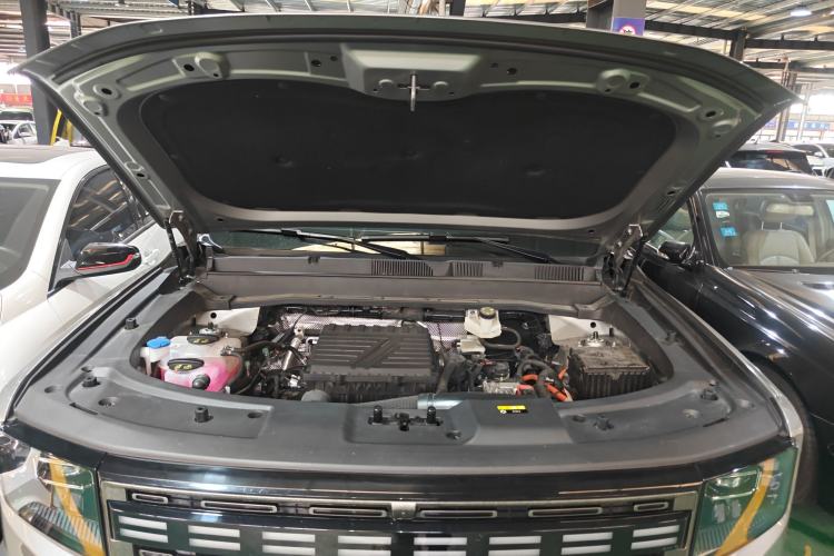 Used JETOUR Shanhai T1 2025 150 km Heading South Engine Bay