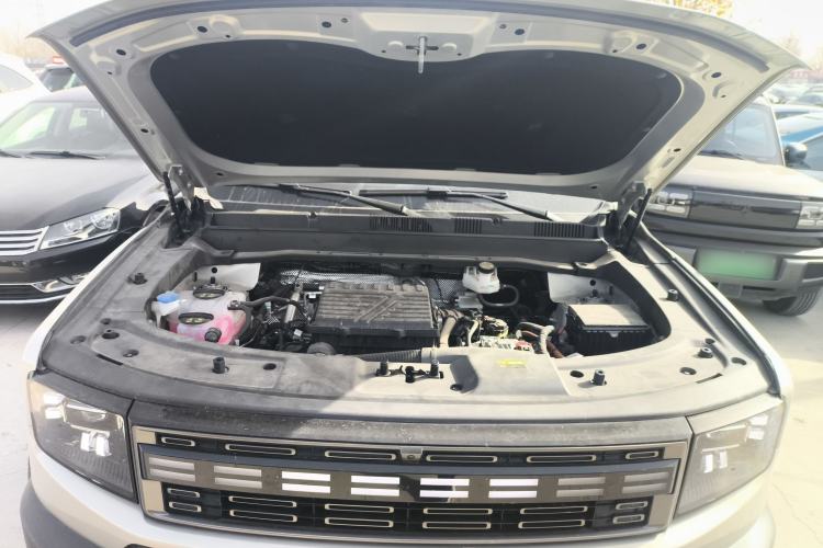 Used JETOUR Shanhai T1 2025 150 km to the Lake Engine Bay