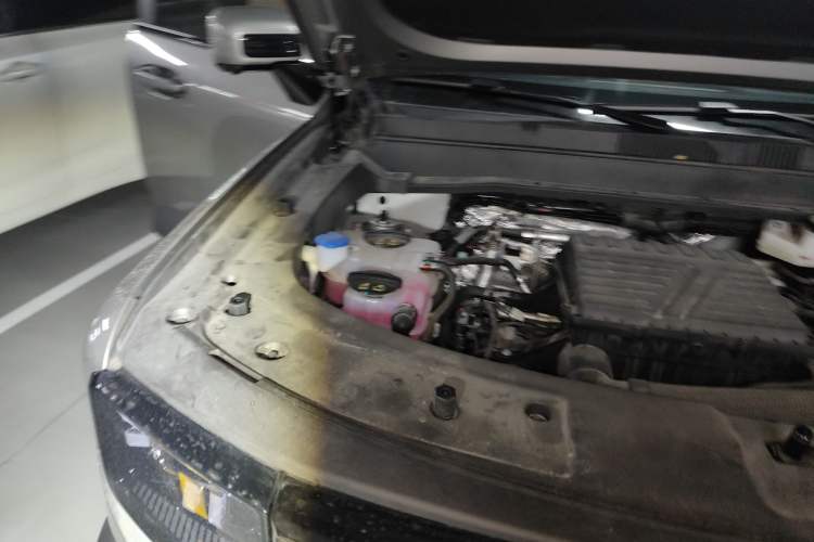 Used JETOUR Shanhai T1 2025 150 km Heading South Engine Bay Right