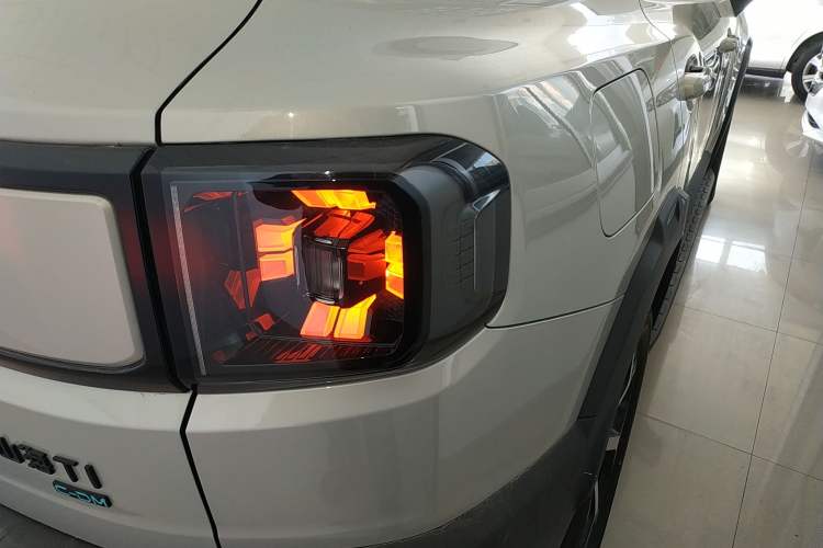 Used JETOUR Shanhai T1 2025 150 km Heading South Exterior 3